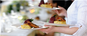 Planning out the menu – guide to hiring the right wedding caterer